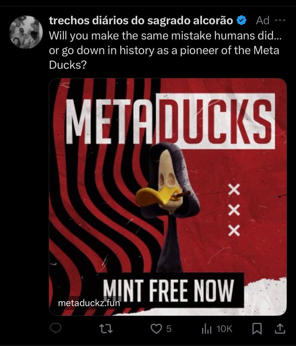 A screenshot of a Twitter ad from the account 'trechos diários do sagrado alcorão' promoting a 'Meta Ducks' NFT project. The ad image features a 3D-rendered duck in a dark hood against a red and black striped background, with the text 'METADUCKS' and 'MINT FREE NOW'.
